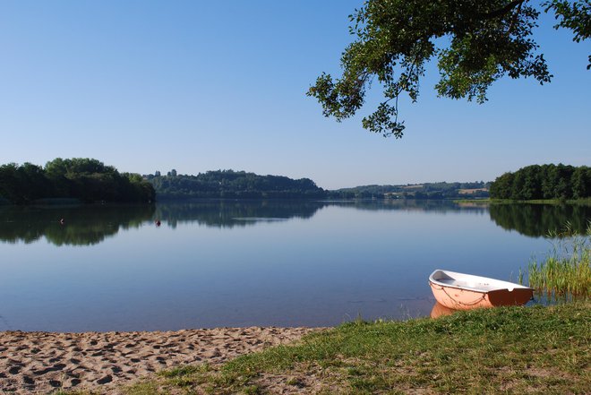 Jezero Kłodno v Radunski regiji FOTO: promocijsko gradivo