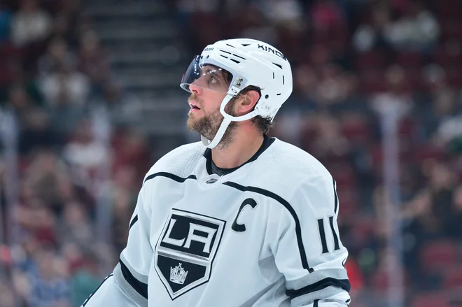 Anže Kopitar je lahko z zadovoljstvom pogledal proti semaforju. FOTO: Matt Kartozian/Usa Today Sports