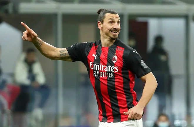 Zlatan Ibrahimović preseneča iz dneva v dan. FOTO: Alessandro Garofalo/Reuters