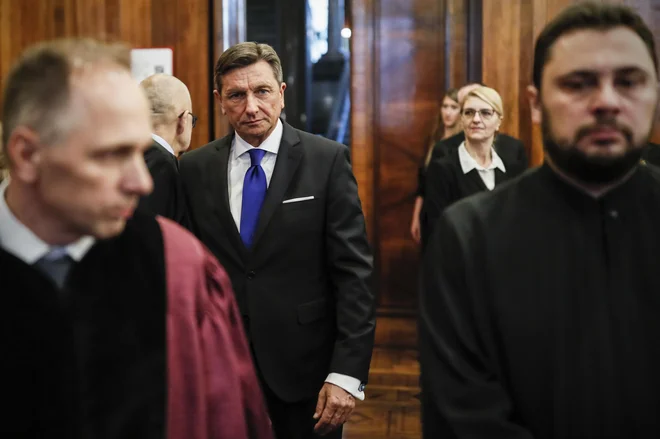Ob izraziti polariziranosti državnega zbora, ko ne pozicija in ne opozicija nimata večine, sogovorniki poudarjajo tudi, kako težavna je naloga predsednika republike pri izbiri kandidatov, ki bi lahko dobili vsaj 46 poslanskih glasov podpore. FOTO: Uroš Hočevar/Delo