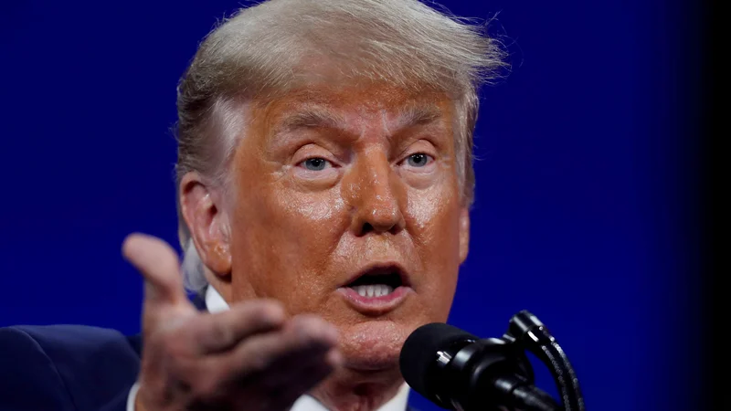 Fotografija: Trumpa čakajo še preiskave finančne preteklosti in morebitne odgovornosti za januarski vdor v kongres. Foto Octavio Jones/Reuters