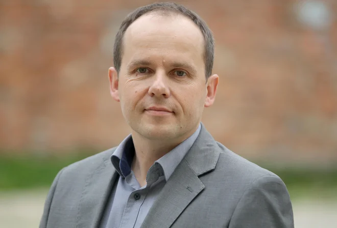Dr. Peter Pregelj, psihiater: K izgorelosti še dodatno prispeva to, da v zdravstvu ni videti rešitve, ne kadrovske ne finančne. Foto Roman Šipić/Delo