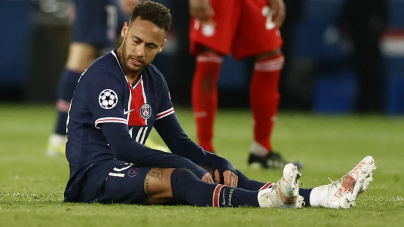 Fotografija: Brazilski as Neymar je bil v seštevku dveh tekem četrtfinala eden najboljših pri Parižanih. FOTO: Christian Hartmann/Reuters
