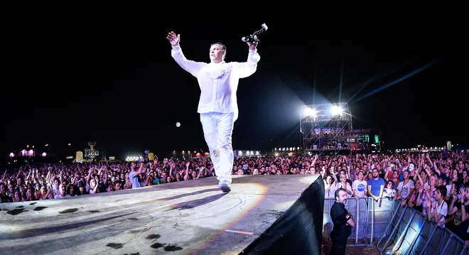 Nele Karajlić z zvestim občinstvom Foto Marko Pigac/mp produkcija