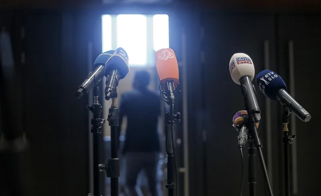 V Sloveniji, ki se je glede indeksa medijske svobode med 180 državami uvrstila na 36. mesto, se težave glede svobode medijev nadaljujejo kljub pritiskom mednarodnih nevladnih organizacij, v poročilu navaja RSF. FOTO: Blaž Samec/Delo