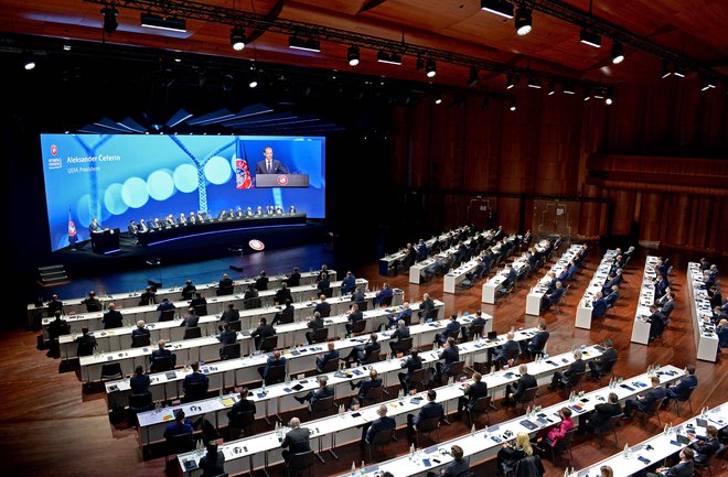 Članice Uefe, 55 nacionalnih zvez, so na kongresu soglasno podprle izjavo, ki obsoja poskus vzpostavitve superlige. FOTO: UEFA/AFP