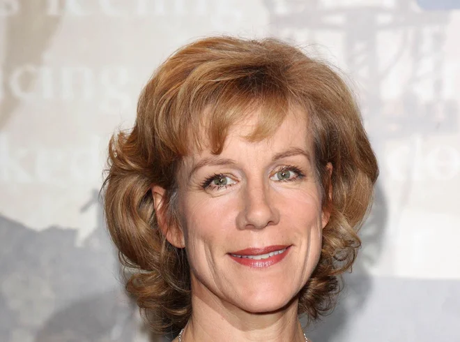 Juliet Stevenson je najbolj znana po nastopu v filmu <em>Resnično, noro, globoko</em>, v katerem je bil njen soigralec Alan Rickman, ki je pozneje zaslovel z nepozabno upodobitvijo profesorja Severusa Snapa v franšizi&nbsp;Harry Potter. FOTO: Shutterstock
