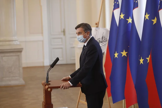 Borut Pahor nam razlaga o miru in mirovnem načrtu, med obiskom v Sarajevu pa je sprožil vprašanje, ki vodi v vojno.<br />
FOTO: Blaž Samec/Delo