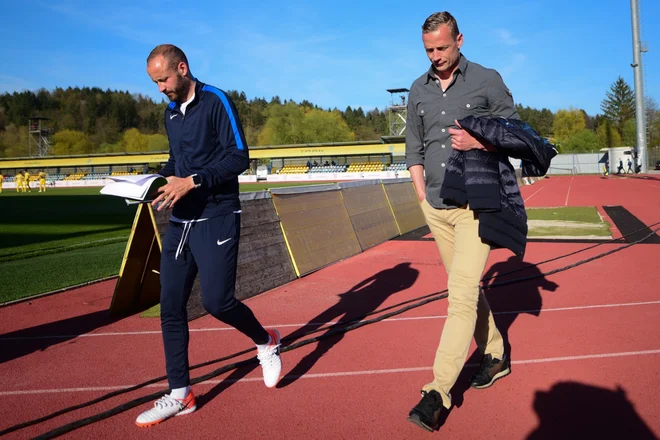 Jiři Jarošik, desno,<strong> </strong>se na celjski nogometni klopi ni<strong> </strong>mogel pohvaliti z uspehi, ki pritičejo državnemu prvaku.<strong> </strong>Foto: NK Celje