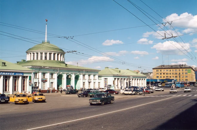 Murmansk na severu Rusije je krasno mesto – dokler ne pozabiš na limit na bančni kartici. FOTO: Alen Steržaj