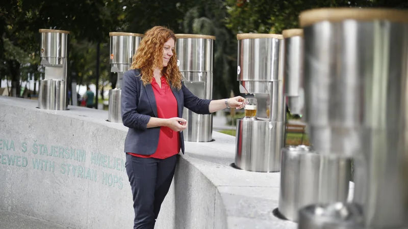 Fontana piv je velika uspešnica tudi v tujini. Žalčani tako sodelujejo pri snovanju pivske fontane v Makedoniji. FOTO: Leon Vidic/Delo