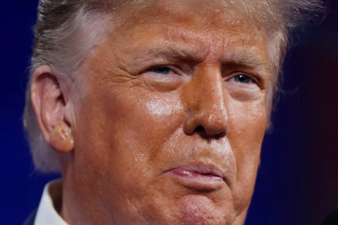 Bodo preiskave segle tudi do nekdanjega predsednika Trumpa? Foto Octavio Jones/Reuters