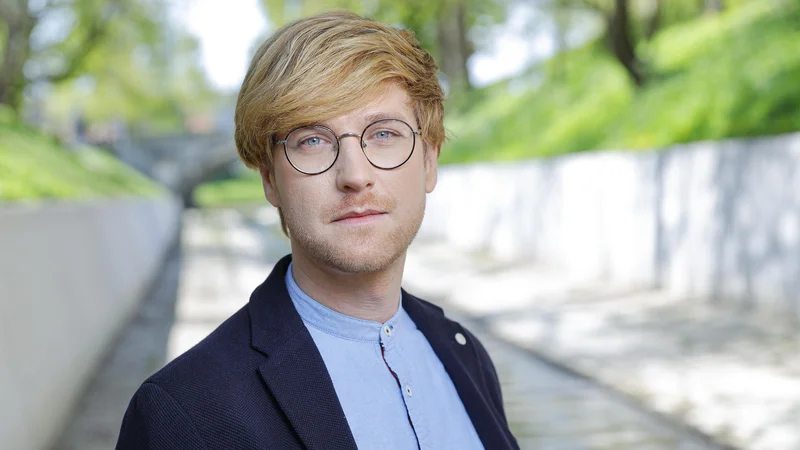 <em>Fabula</em><em> </em>se širi v prostor Ljubljane, čedalje bolj sodeluje z akterji v kulturnem polju in z drugimi mesti, je poudaril Aljaž Koprivnikar. FOTO: Jože Suhadolnik/Delo