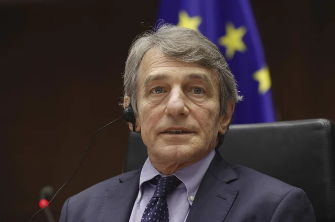 Predsednik Evropskega parlamenta David Sassoli in drugi vidni uradniki EU so v Rusiji personae non gratae<strong>.&nbsp;</strong>Gre za povračilni ukrep oziroma odgovor na marčevsko odločitev EU, da s prepovedjo vstopa v unijo kaznuje šest visokih ruskih uradnikov zaradi njihove vloge pri aretaciji opozicijskega voditelja Alekseja Navalnega. FOTO:&nbsp;Olivier Matthys/AFP