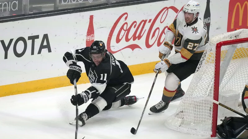 Fotografija: Anže Kopitar in soigralci bodo imeli v naslednjih tednih strahovito velik izziv. FOTO: Kirby Lee/Usa Today Sports