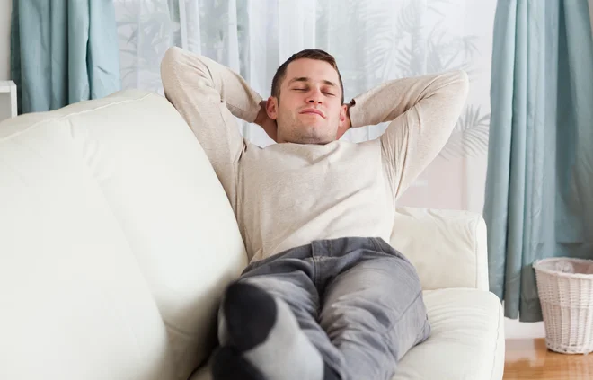V mislih ponovno preglejmo najtežje trenutke dneva - po možnosti večkrat. FOTO: Shutterstock