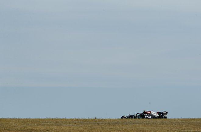 Valtteri Bottas se je tolažil z najhitrejšim krogom. FOTO: Marcelo Del Pozo/Reuters