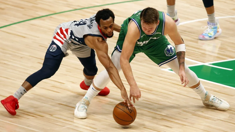 Fotografija: Luka Dončić je v vseh prvinah igre za tekmece zelo trd oreh. FOTO: Tim Heitman/Usa Today Sports