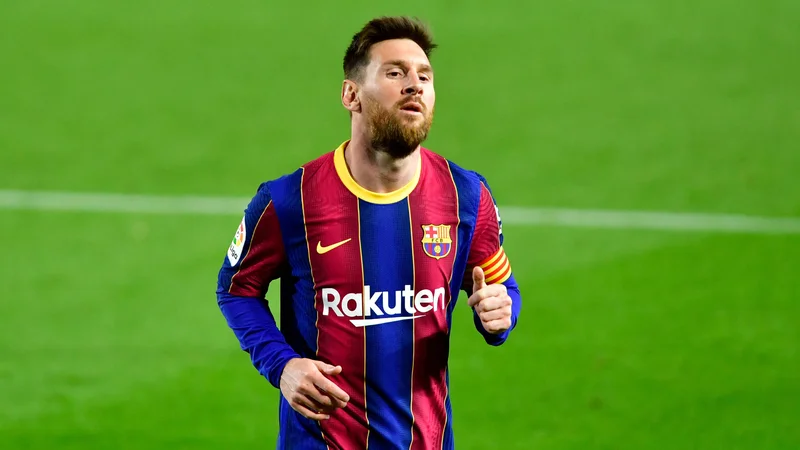 Fotografija: Lionel Messi je k zmagi Barcelone v Valencii prispeval dva gola. FOTO: Pau Barrena/AFP
