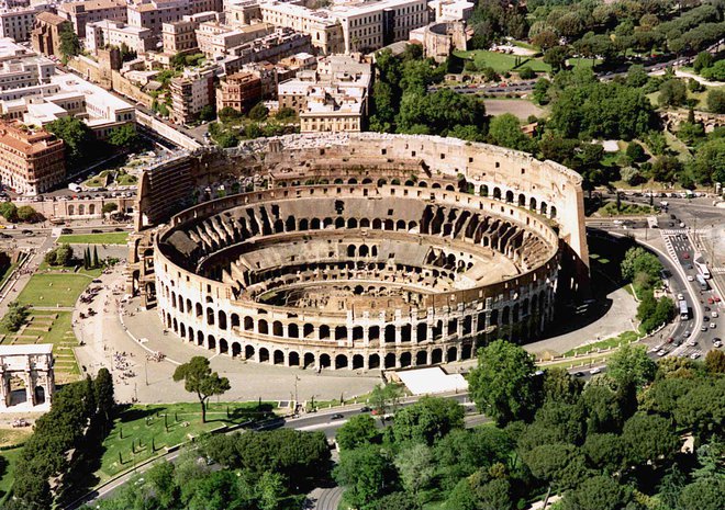 V zadnjem predkoronskem letu je Kolosej obiskalo več kot 7,5 milijona turistov. FOTO: Reuters