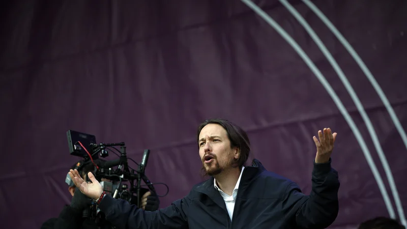 Fotografija: Ustanovitelj Unidas Podemos Pablo Iglesias kot naslednico na čelu stranke vidi špansko ministrico za delo Yolando Díaz. FOTO: Susana Vera/Reuters