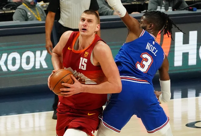 Nikola Jokić je dosegel 24 točk v prvi četrtini. FOTO: Ron Chenoy/ USA Today Sports