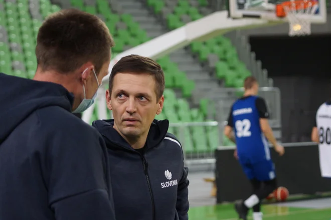 Aleksander Sekulić ostaja za krmilom slovenske reprezentance. FOTO: KZS