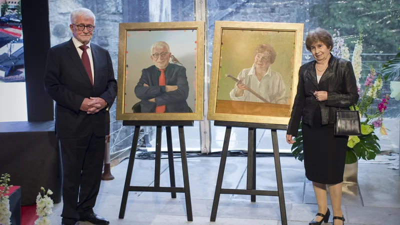 Fotografija: Spomenka Hribar in Peter Čeferin, častna občana mesta Ljubljana. FOTO: Jure Eržen/Delo