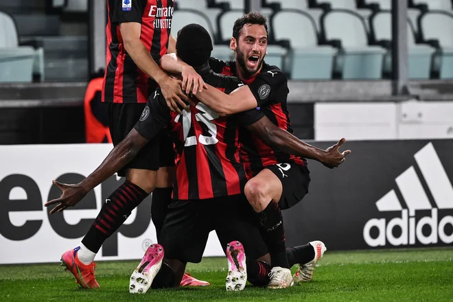 Milan je z zmago v derbiju pri Juventusu naredil velik korak k vrnitvi v ligo prvakov. FOTO: Marco Bertorello/AFP