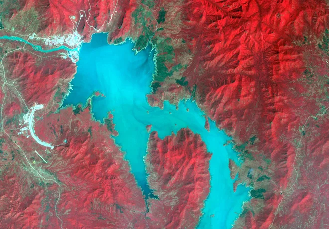 Gradnja velikega renesančnega jezu na Modrem Nilu je že pred časom postala glavno geostrateško in varnostno vprašanje Afriškega roga in dela severne Afrike. Foto Nasa/Reuters