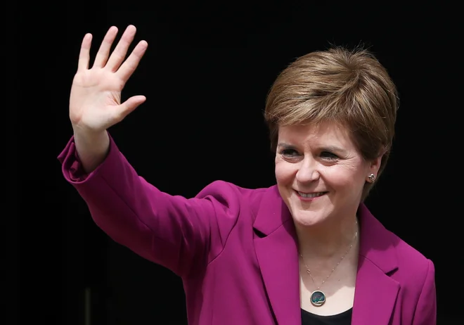 Škotska prva ministrica Nicola Sturgeon ne verjame, da se bo spor o referendumu končal na sodišču. FOTO: Russell Cheyne/Reuters