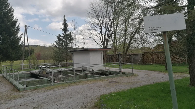 Fotografija: Dobrovska čistilna naprava postaja ob povečanem številu prebivalcev premajhna. FOTO: Občina Dobrova - Polhov Gradec