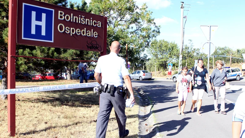 Fotografija: Vodstvo bolnišnice meni, da je bil dogodek nepredvidljiv in ga ni bilo mogoče preprečiti. FOTO: Marko Feist/Delo