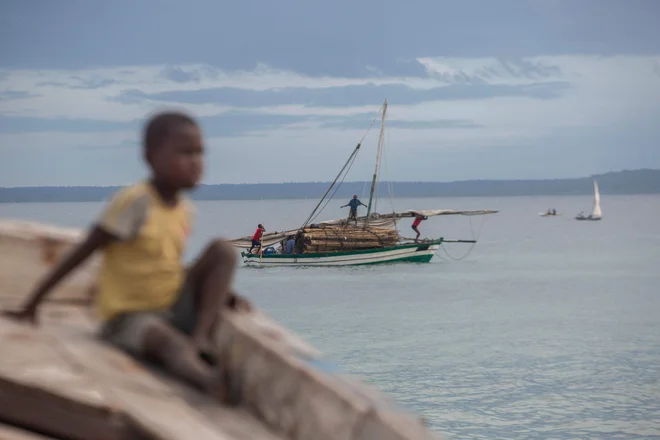 Zemeljski plin so pod morjem ob mozambiški obali odkrili leta 2010. Foto Alfredo Zuniga/AFP