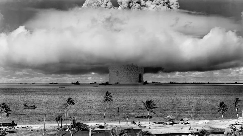 Fotografija: Največji vpliv na okolje in tudi na celotno atmosfero so imele eksplozije atomskih bomb. Foto Shutterstock