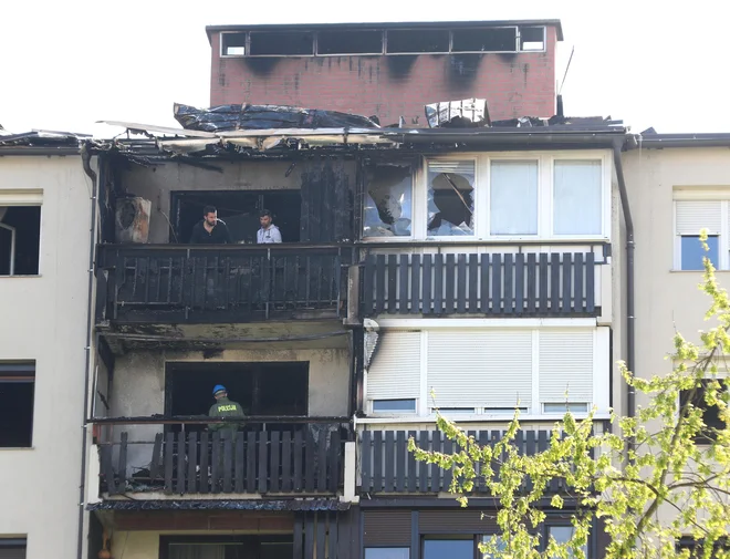 V požaru je nastalo za 242.360 evrov škode. FOTO: Dejan Javornik
