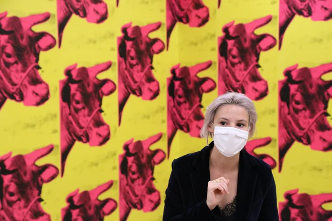 Kustosinja Marianne Dobner pravi, da so razstave prostorsko specifične in se ne osredotočajo na eksponate kot na statične predmete.<br />
FOTO: Milan Ilić