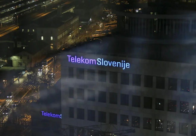 Nadzorni svet Telekoma Slovenije je v sredo soglašal z ustavitvijo prodaje. FOTO: Jože Suhadolnik/Delo