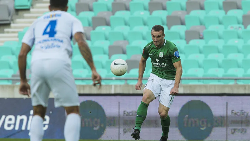 Fotografija: Đorđe Ivanović še kar lovi jesensko formo, a tu in tam nakazuje, da bi jo lahko ujel za Olimpijo v najpomembnejšem obdobju. FOTO: Jože Suhadolnik/Delo