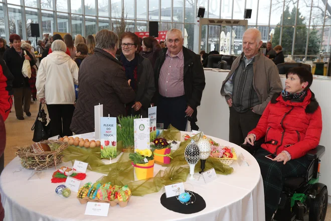 Slovenske novice med drugim že 25 let organizirajo natečaj za najlepše pirhe. FOTO: Marko Feist/Delo