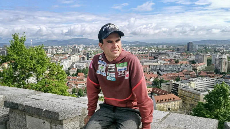 Fotografija: Jernej Damjan je ponosen na vse, kar je dosegel na svoji dolgi in lepi športni poti, zdaj pa že pogleduje k novim izzivom. FOTO: Blaž Samec/Delo