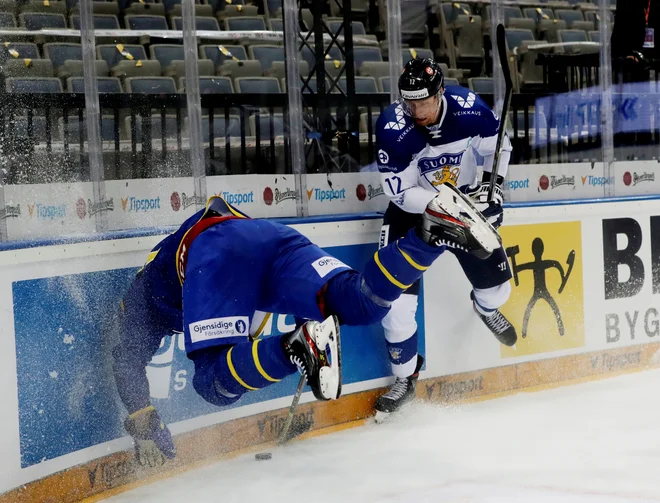Češka hokejska reprezentanca je osvojila pokal na evropskem turnirju Carlson, ki so se ga v Pragi udeležile reprezentance Češke, Švedske, Finske in Rusije. FOTO: David W Cerny/Reuters<br />
<br />
