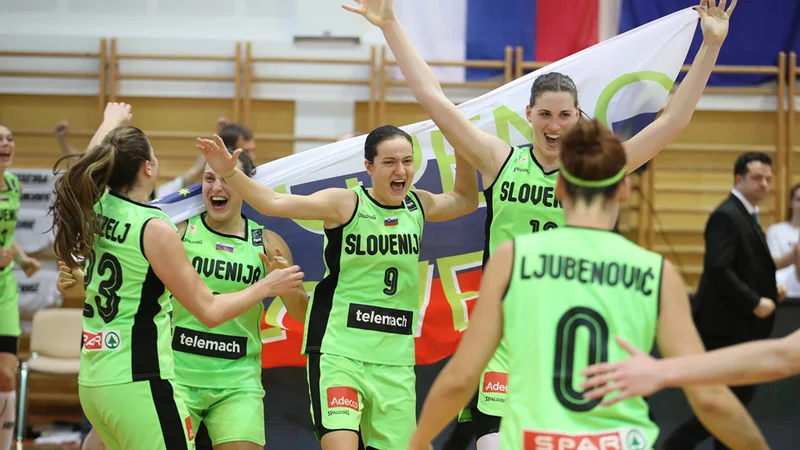 Fotografija: Slovenske košarkarice se brusijo za nastop na evropskem prvenstvu. FOTO: FIBA