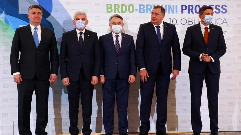 Fotografija: Voditelji so sprejeli skupno izjavo. FOTO: Borut Zivulovic/Reuters