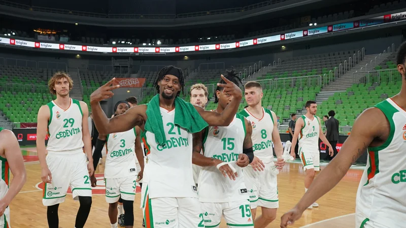 Fotografija: Košarkarji Cedevite Olimpije so postali prvi finalisti lige Nova KBM. FOTO: Cedevita Olimpija