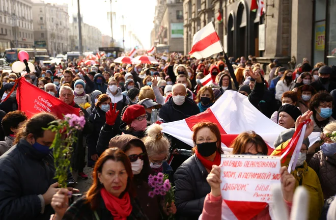 Množični protesti v Belorusiji so izbruhnili po spornih predsedniških volitvah. FOTO: Belapan/Reuters