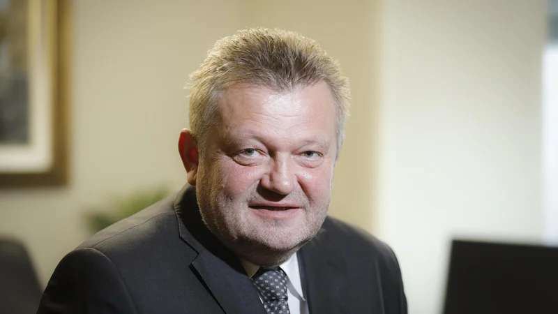 Fotografija: Aleksander Mervar, direktor Elesa, poudarja, da so v letu 2020 realizirali za 94,4 milijona evrov investicijskih vlaganj, kar je največ, odkar obstaja Eles. FOTO: Jože Suhadolnik/Delo