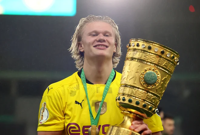 Erling Braut Håland je prvo orožje Borussie Dortmund. FOTO: Martin Rose/Reuters