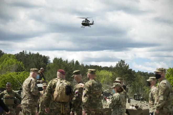 Mednarodna vojaška vaja Jadranski udar 2021 poteka med 17. in 22. majem. Na fotografiji vaja na območju Počku. FOTO: Jure Eržen/Delo