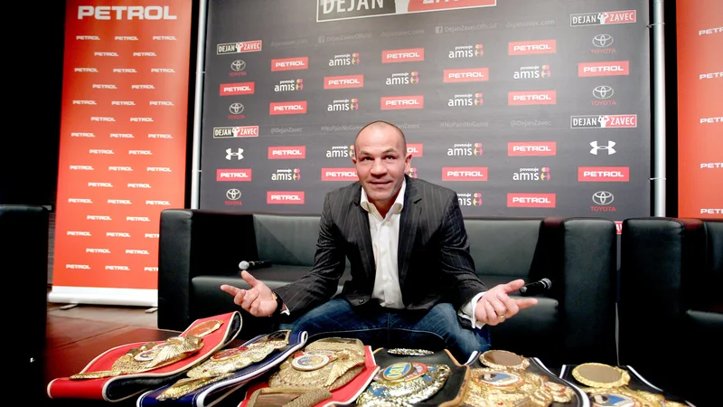 Fotografija: Dejan Zavec dobro ve, kaj je ključno za uspeh v profesionalnem boksu. FOTO: Roman Šipić/Delo